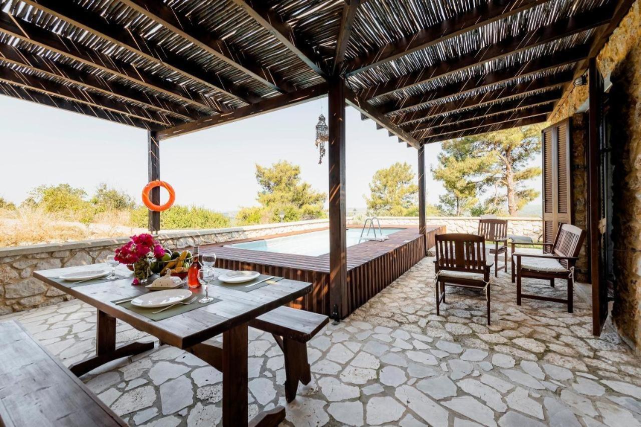 Salagro Seaview Villa *